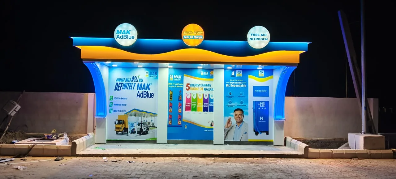 Integrated Canopy at Jannu Karthik Filling Station — photo 5 of 6